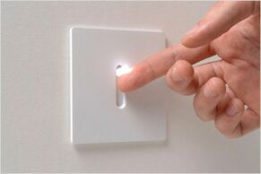 intelligent switch to save electricity